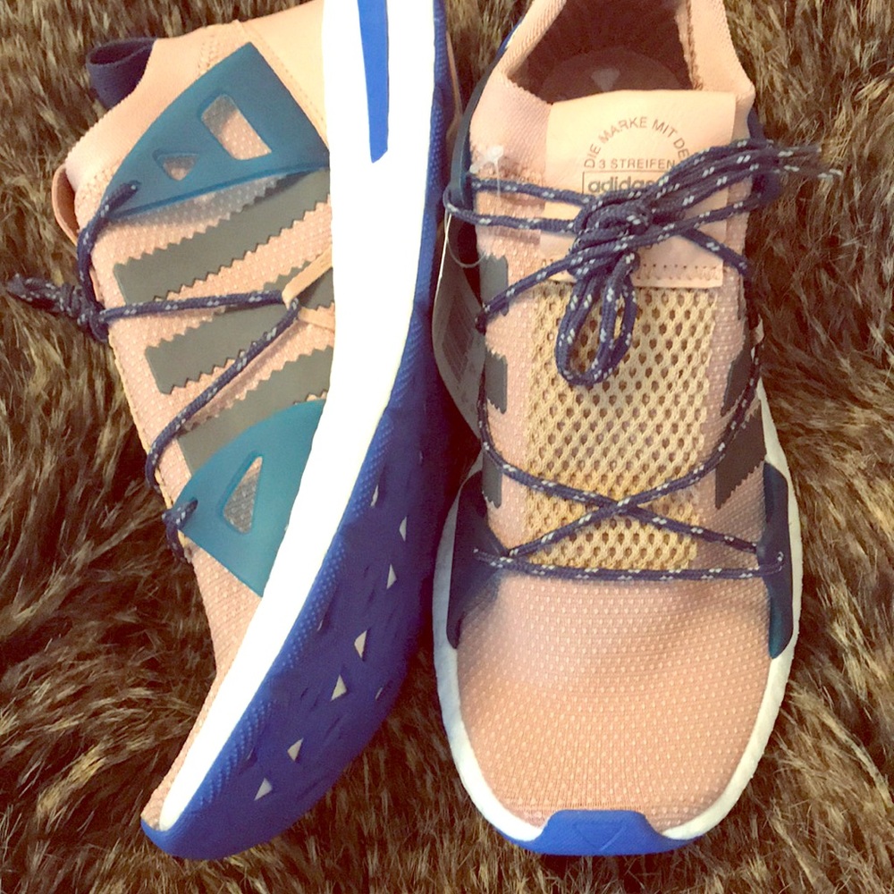 ARKYN Adidas sneakers